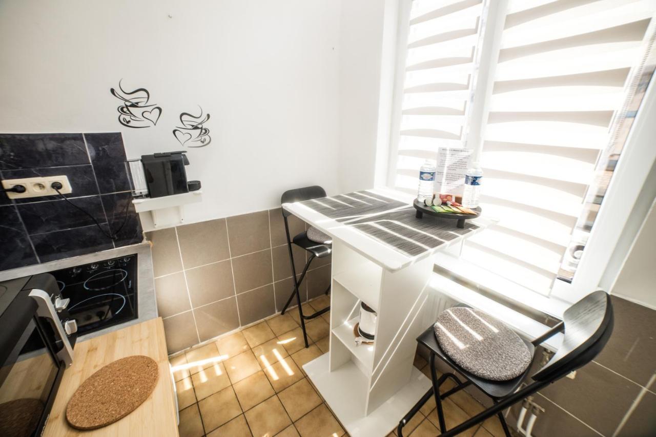 City Centre Hidden Gem! Apartment For Up To 3 People Brusel Exteriér fotografie