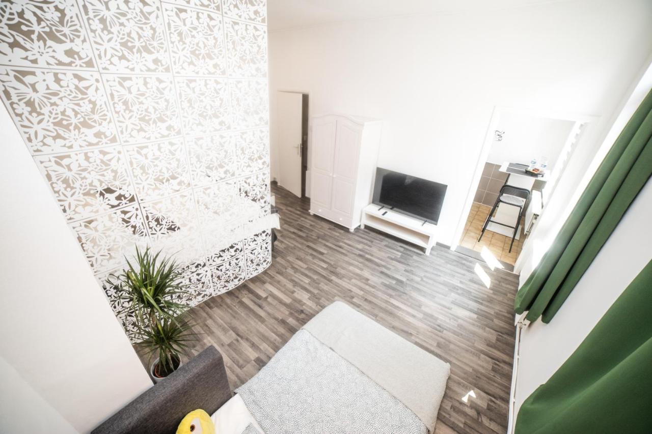 City Centre Hidden Gem! Apartment For Up To 3 People Brusel Exteriér fotografie